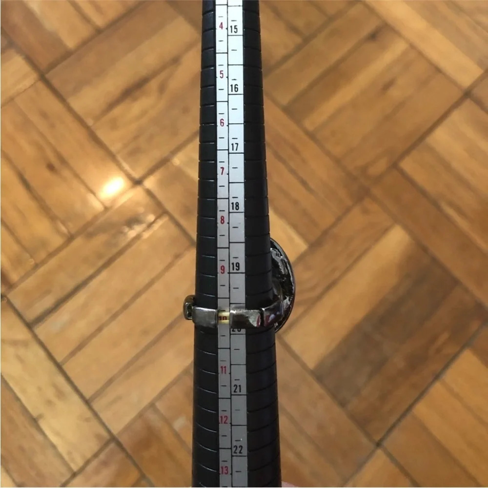 Gemstone Oval Stretch Statement Ring - image 7